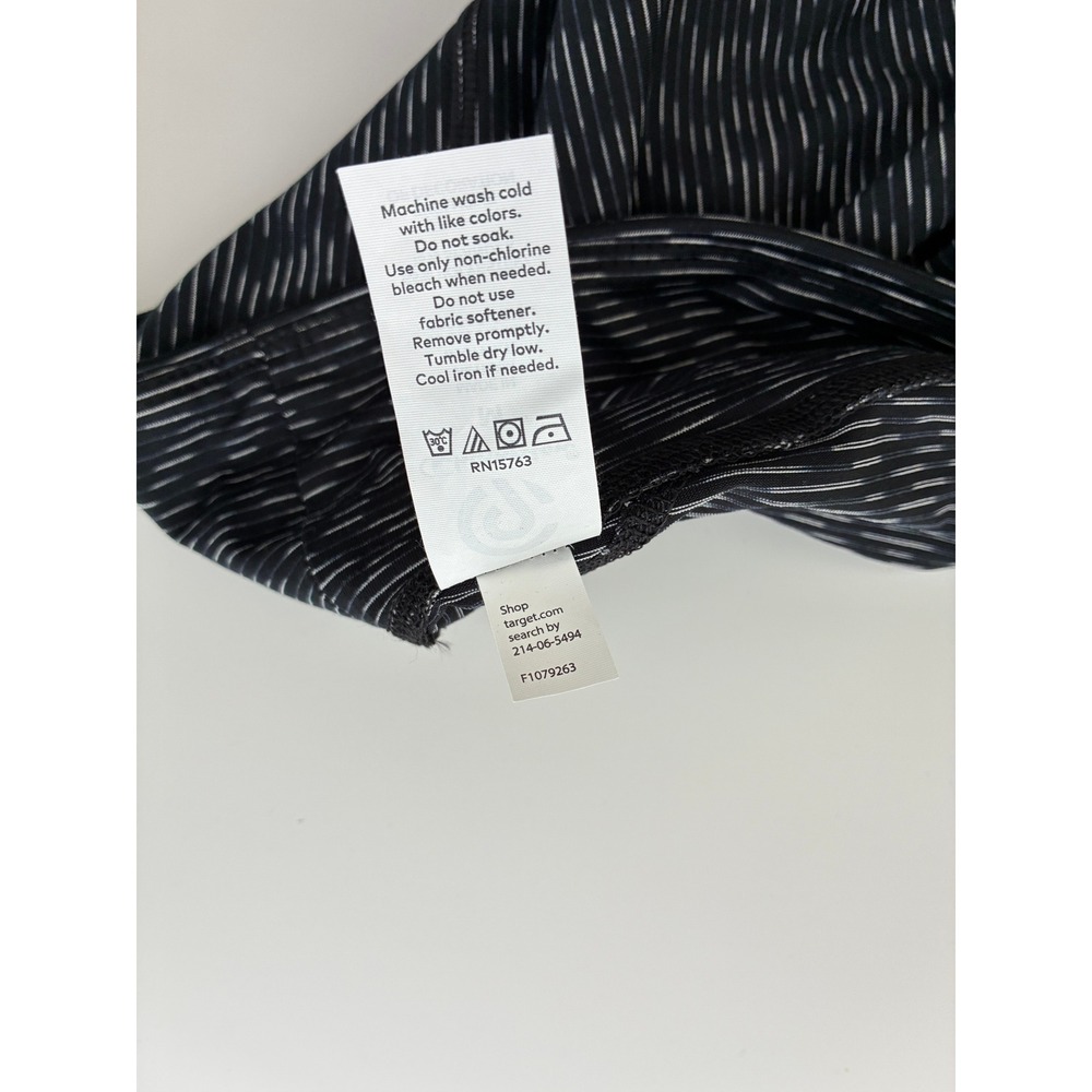 C9 Champion Womens Freedom Duo Dry+ Tight Capri Leggings Medium Stretchy Yoga - Picture 12 of 12